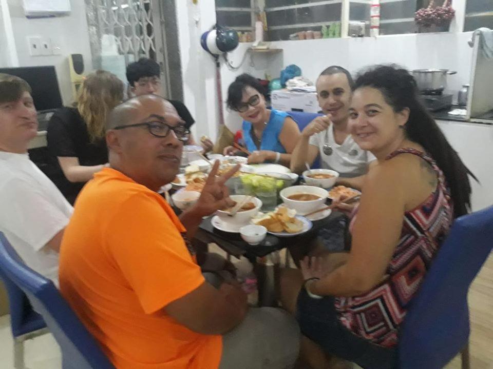 Saigonnais Homestay Хошимин Экстерьер фото